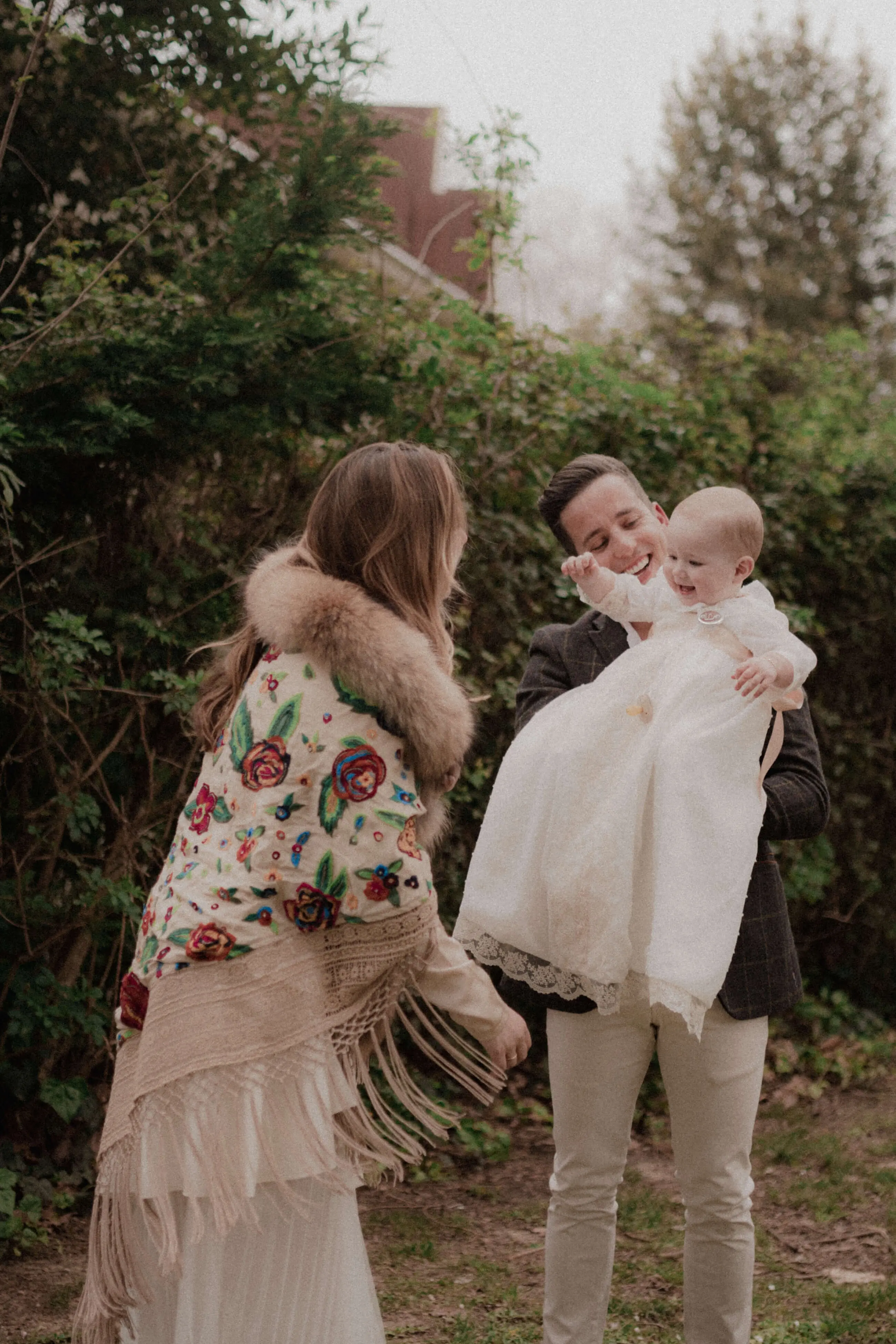 Momento emotivo de un bautizo